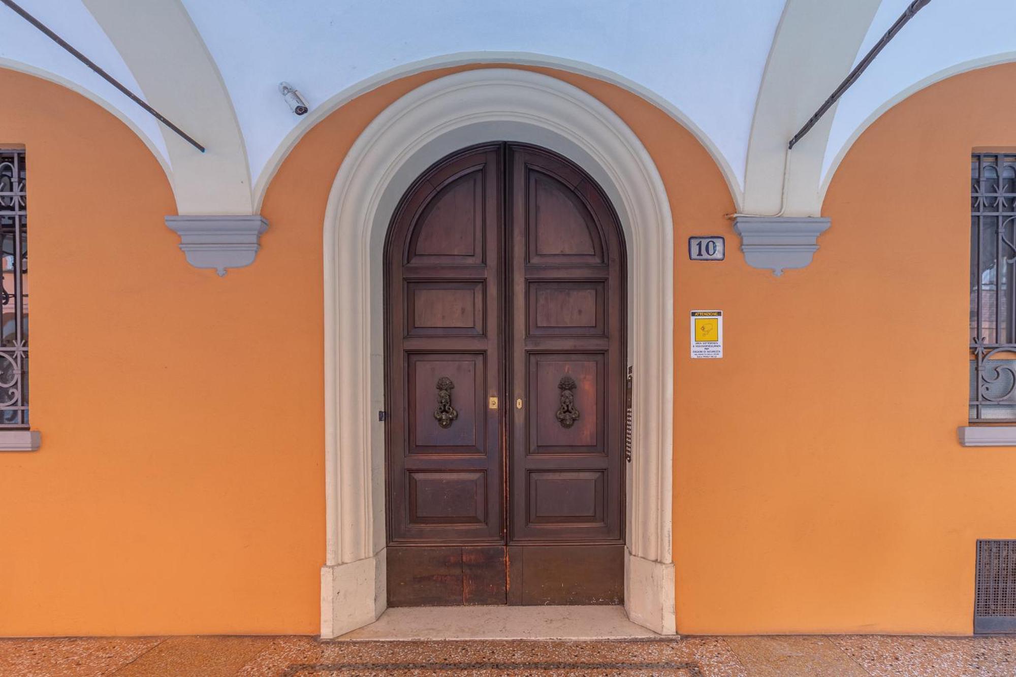 Bolo Stay Central Apartment Болонья Екстер'єр фото